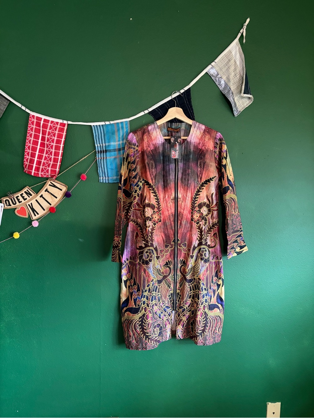 NWT Krisna Wahyu Batik Dyed Indonesian Dress size L